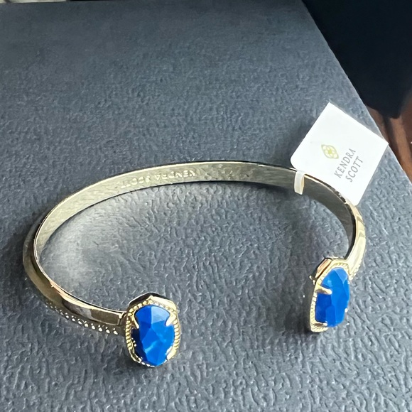 NWT KENDRA SCOTT ELTON cobalt gold cuff statement bracelet - Picture 2 of 4